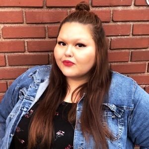 Meet your Posher, Jayde